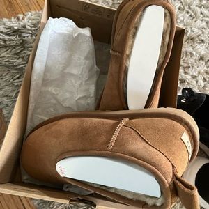 UGG CLASSIC MICRO MINI SIZE 8 USA 6 UK 39 EU TAN